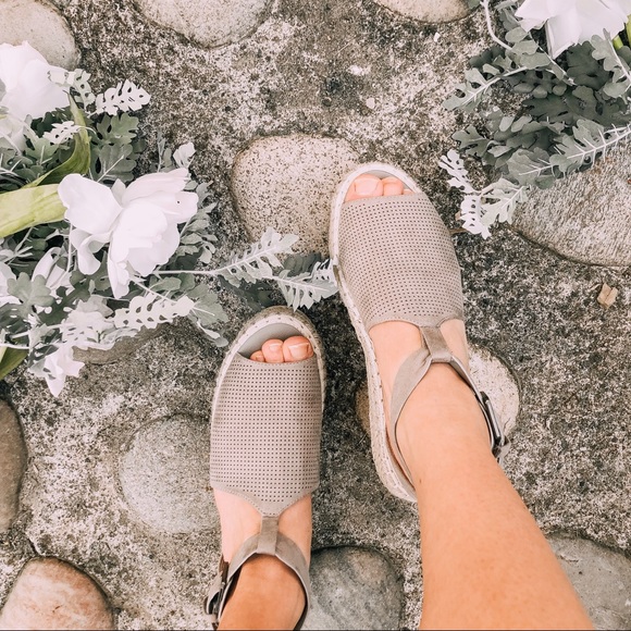 The ESMÉ Open Toe Cutout Espadrilles✨ - Picture 2 of 6